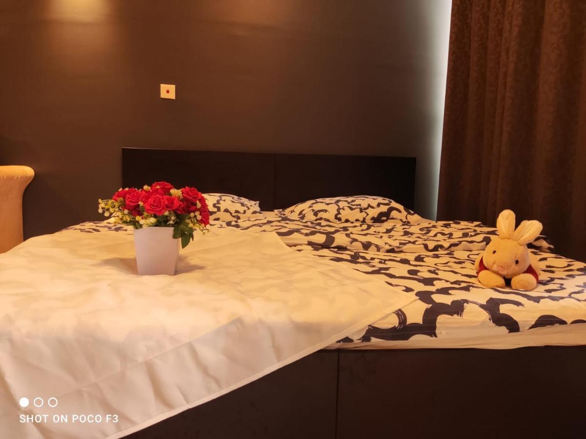 Cozy Unit- Bell Suites- Horizon Suites- Wifi- Netflix- Parking Swimming Pool- Klia Сепанг Екстериор снимка