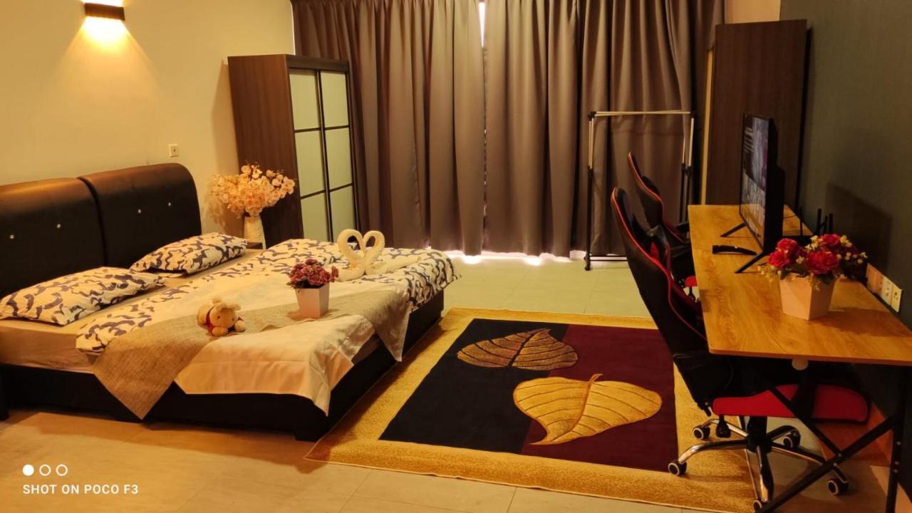 Cozy Unit- Bell Suites- Horizon Suites- Wifi- Netflix- Parking Swimming Pool- Klia Сепанг Екстериор снимка
