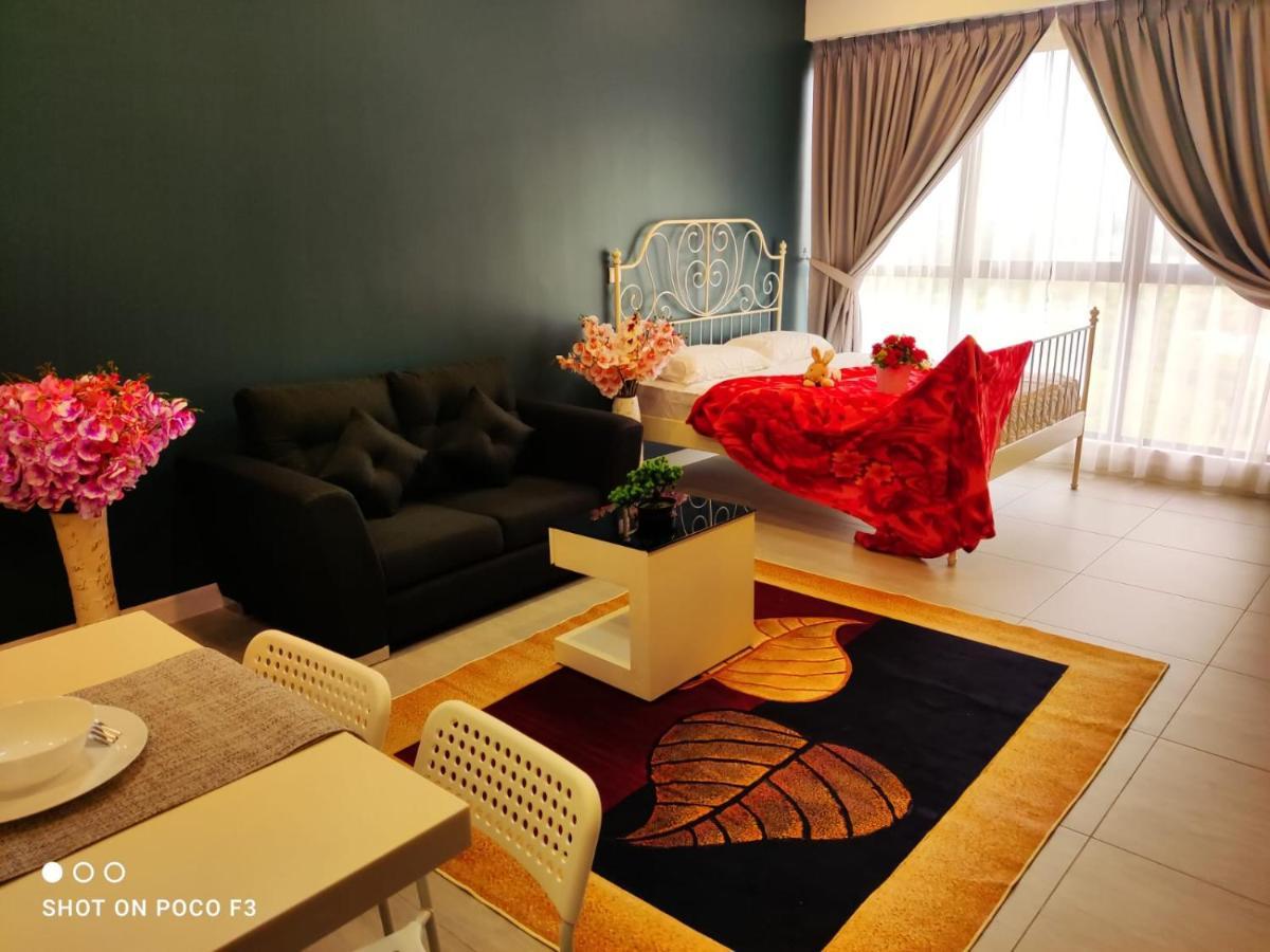 Cozy Unit- Bell Suites- Horizon Suites- Wifi- Netflix- Parking Swimming Pool- Klia Сепанг Екстериор снимка